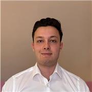 Persona nativa española que desea ofrecer clases particulares de español a extranjeros.